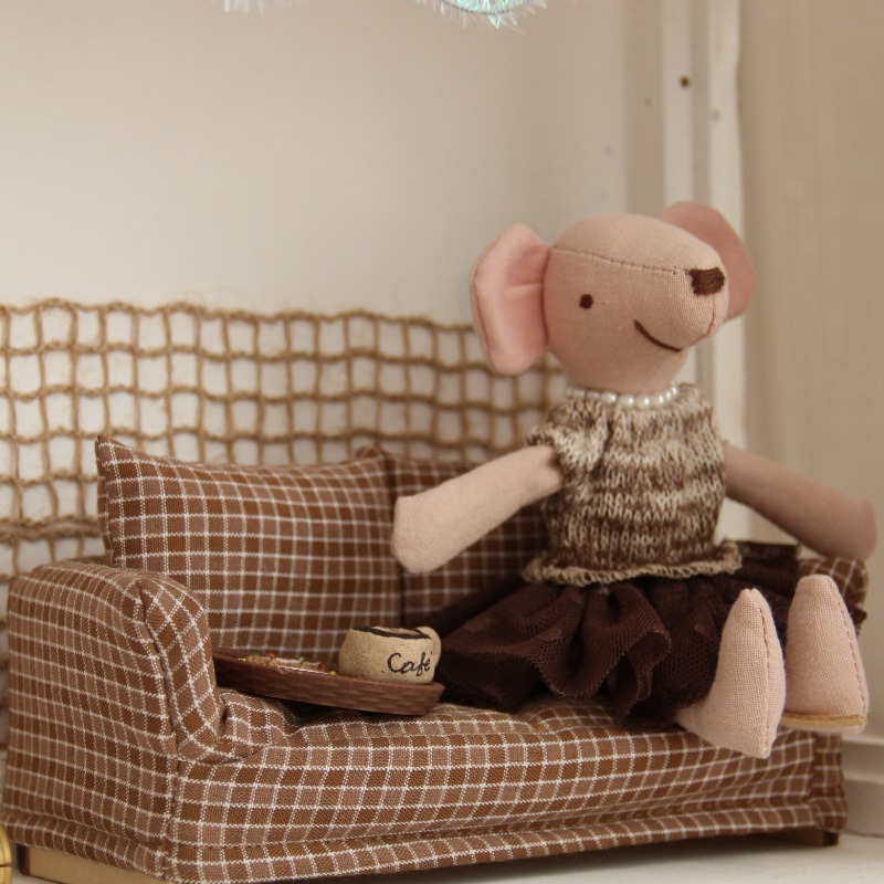 Vintage miniatuur bank geruite - Vintage Home Textiles recensie en prijs