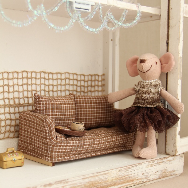 Vintage miniatuur bank geruite - Vintage Home Textiles recensie en prijs